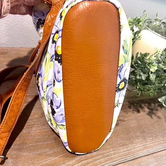 Adorable spring shoulder bag - Picture 2 of 6